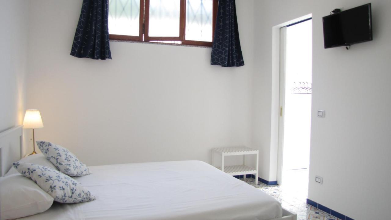 Villa Mary - Apartments ตรานิ ภายนอก รูปภาพ