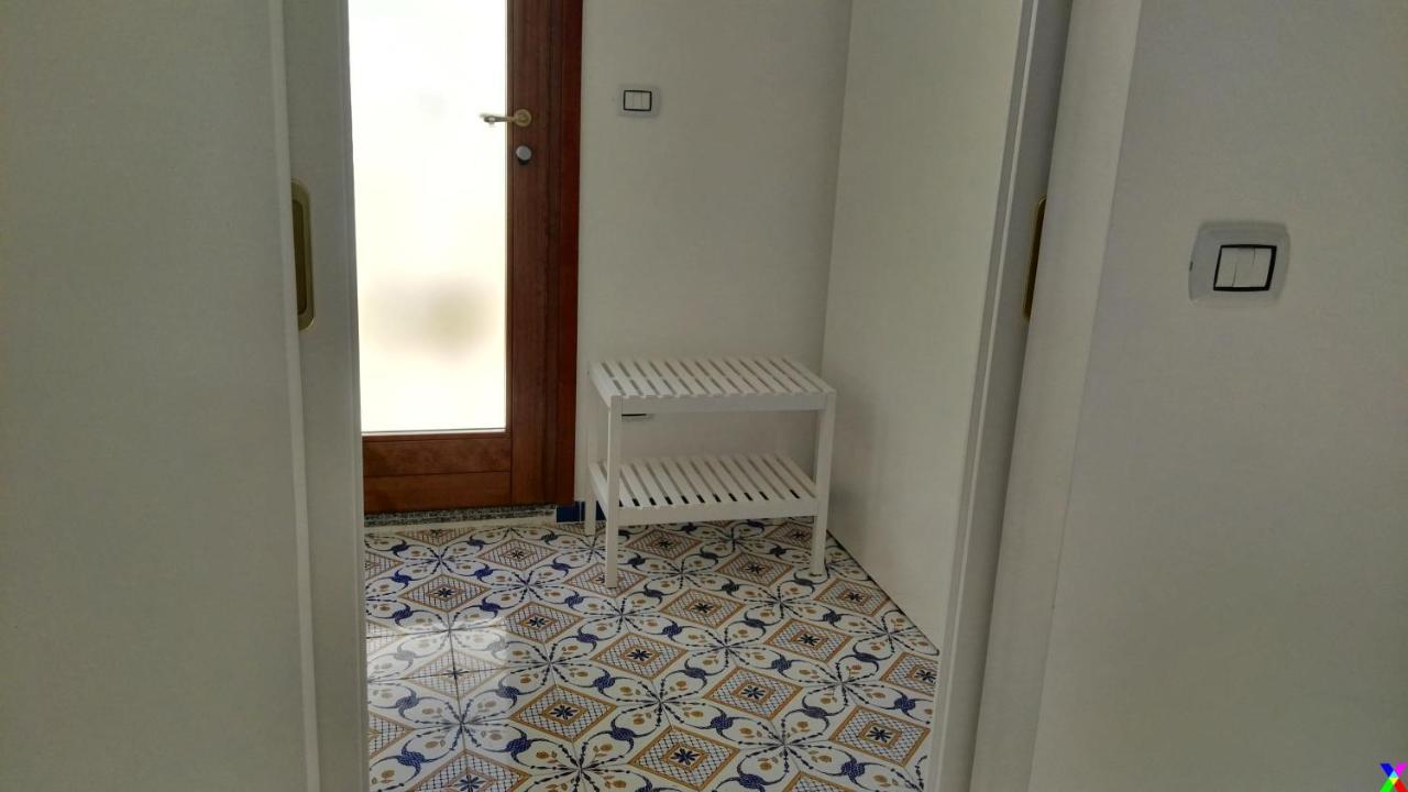 Villa Mary - Apartments ตรานิ ภายนอก รูปภาพ